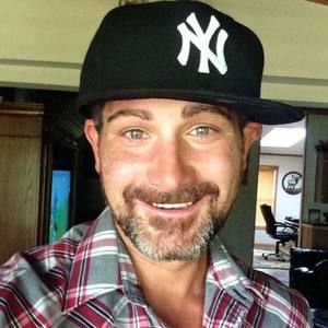 Meet your Posher, Christopher